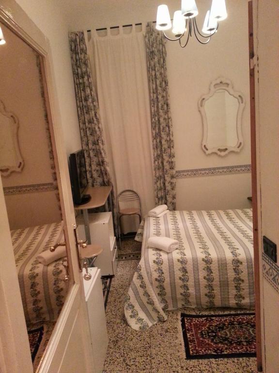 Casa Maya Souvenir Florence Phòng bức ảnh