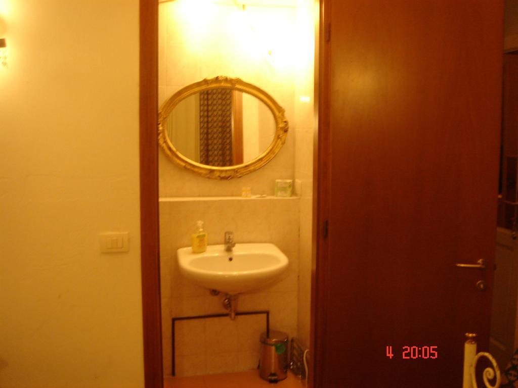 Casa Maya Souvenir Florence Phòng bức ảnh